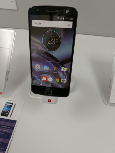 Cell Phone Store «GoWireless Verizon Authorized Retailer», reviews and photos, 525 N Main St #260, Milford, MI 48381, USA