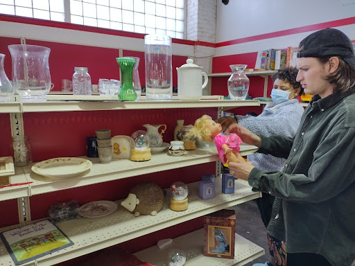 Thrift Store «The Salvation Army Family Store & Donation Center», reviews and photos