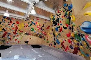 Climbing gym BOLZ (Vols) image