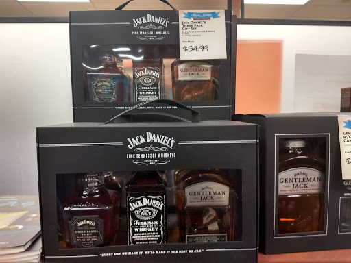 State Liquor Store «Fine Wine & Good Spirits», reviews and photos, 106 W Harford St, Milford, PA 18337, USA