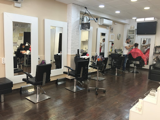 Alicia García Peluquería - Barber Shop en L'Horta, Alicante