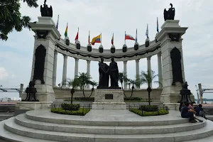 Malecón 2000 image