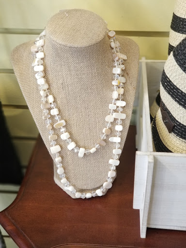 Florist «Sherwood Florist & Gift Shoppe», reviews and photos, 10239 Fair Oaks Blvd #A, Fair Oaks, CA 95628, USA