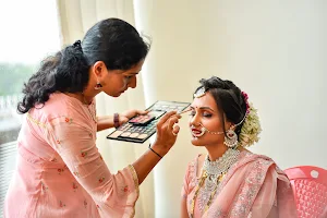 Saaj beauty parlour & Makeup artist image