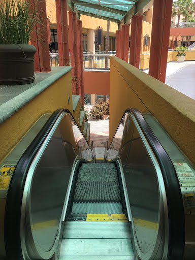 Shopping Mall «Promenade On The Peninsula», reviews and photos, 550 Deep Valley Dr, Rolling Hills Estates, CA 90274, USA