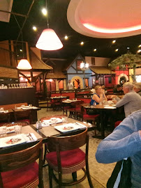 Atmosphère du Restaurant La Taverne à Saint-Gervais-la-Forêt - n°20