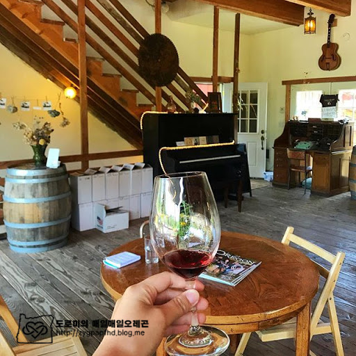 Winery «Harris Bridge Vineyard LLC», reviews and photos, 22937 Harris Rd, Philomath, OR 97370, USA