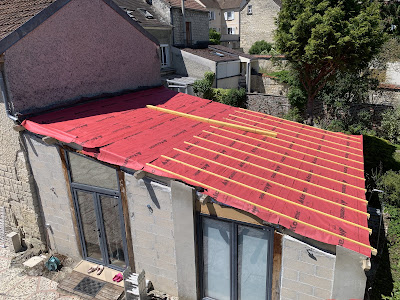 Pyrénées couverture toiture : Artisan couvreur 65 - Dépannage Toiture avec Nacelle Intervention Urgence Intempéries à Tarbes