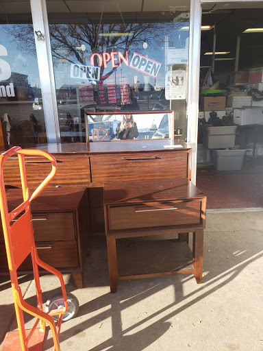 Thrift Store «Boyer Brothers Second Hand», reviews and photos, 1123 S Prairie Ave, Pueblo, CO 81005, USA