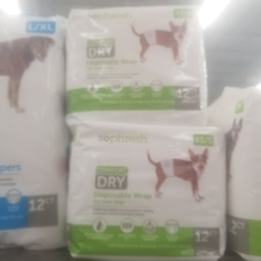 Pet Supply Store «Petco Animal Supplies», reviews and photos, 3520 Veterans Memorial Blvd, Metairie, LA 70002, USA