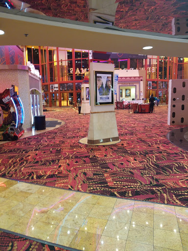 Movie Theater «Edwards Irvine Spectrum 21 IMAX & RPX», reviews and photos, 500 Spectrum Center Dr, Irvine, CA 92618, USA