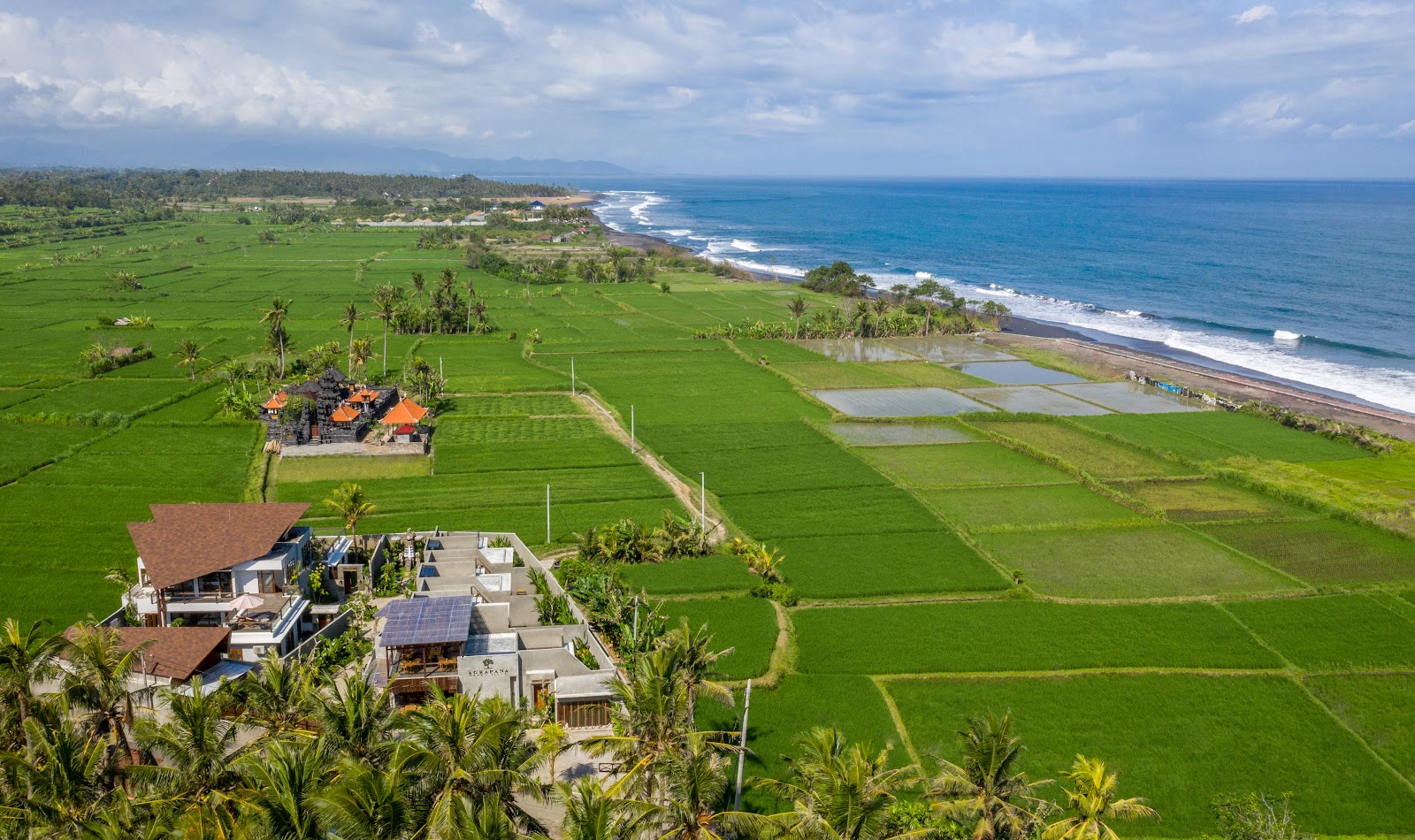 Purnama Beach photo #8