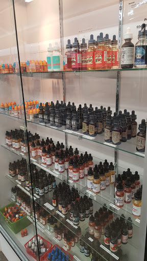 Outlet Mall «Finders Keepers Traders Outlet Mall», reviews and photos, 740-784 Chelsa Dr, Madisonville, KY 42431, USA