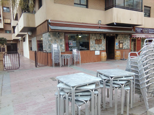 Información y opiniones sobre Bodega Azalea de Zaragoza