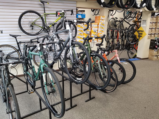 Bicycle Repair Shop «Gemini Ski & Board Center», reviews and photos, 4936 Everhard Rd NW, Canton, OH 44718, USA