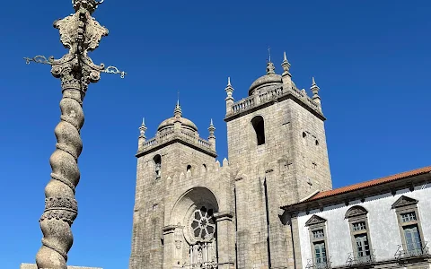 Porto Cathedral image