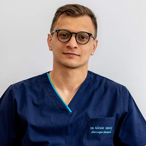 Dr Razvan Mercut - Clinică de chirurgie plastică