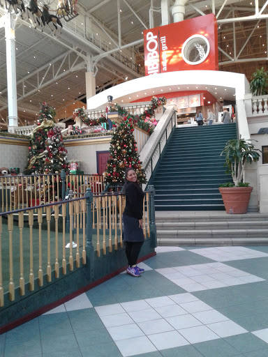 Shopping Mall «Easton Town Center», reviews and photos, 160 Easton Town Center, Columbus, OH 43219, USA