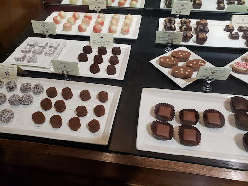 Ice Cream Shop «Rolled Mountain Creamery», reviews and photos, 75 Foothill Rd #5a, Reno, NV 89511, USA