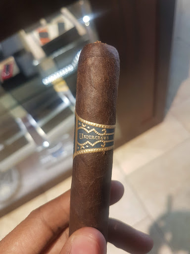 Cigar Shop «The Cigar Lounge», reviews and photos, 1710 Woodfield Rd, Schaumburg, IL 60173, USA