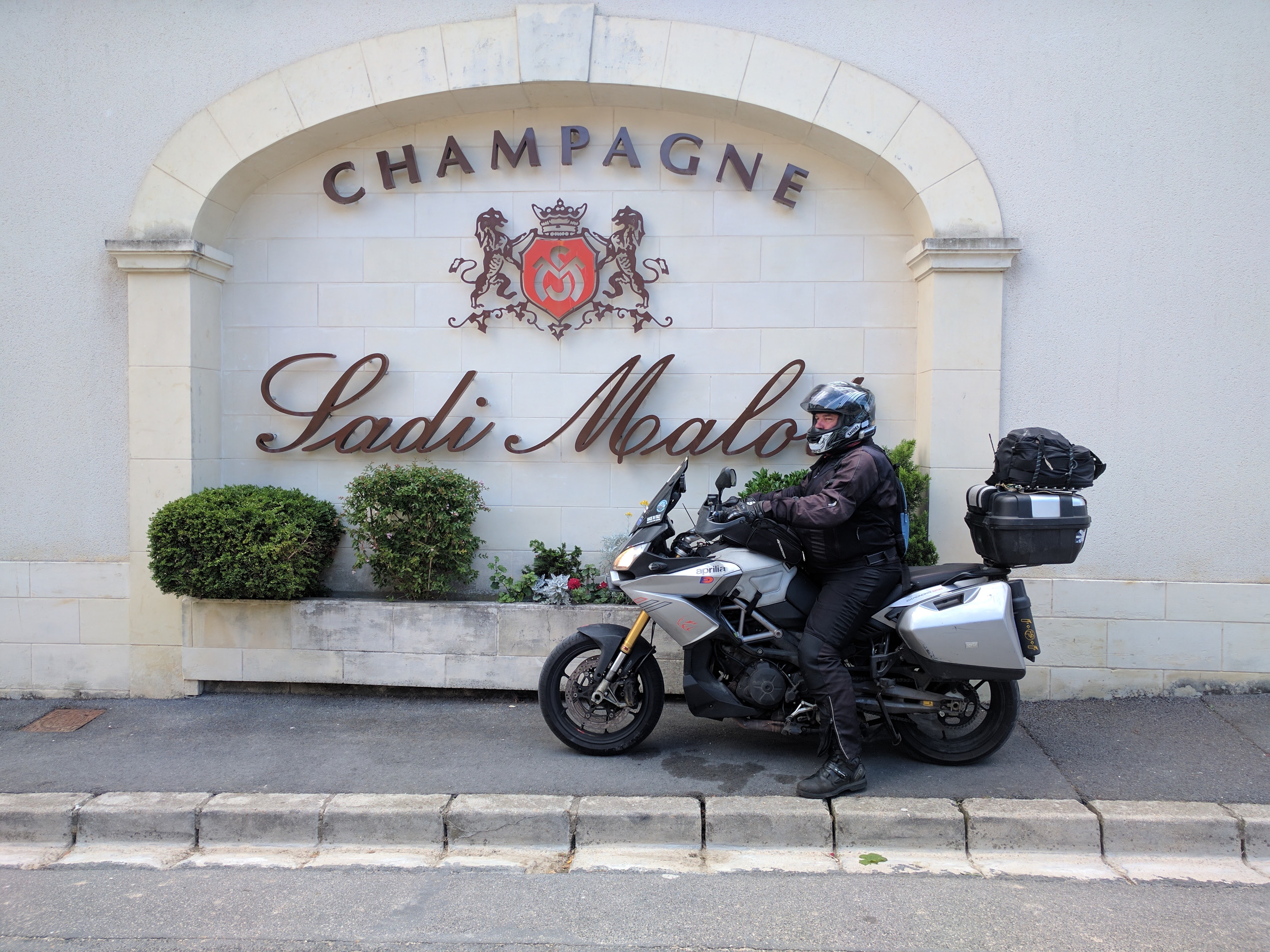 Photo n° 1 de l'avis de Stuart.o fait le 20/07/2017 à 11:08