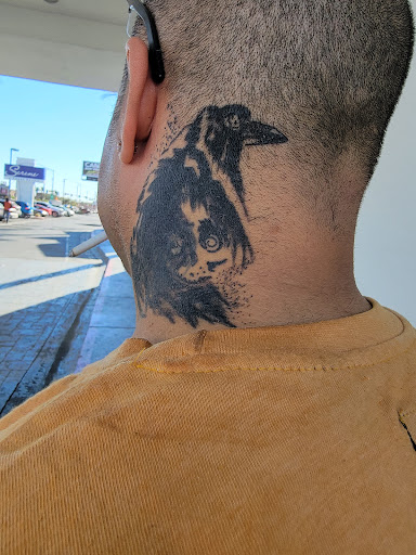 Tattoo Shop «Reed Em & Weep Tattoos & Body», reviews and photos, 917 Ohio Pike, Cincinnati, OH 45245, USA