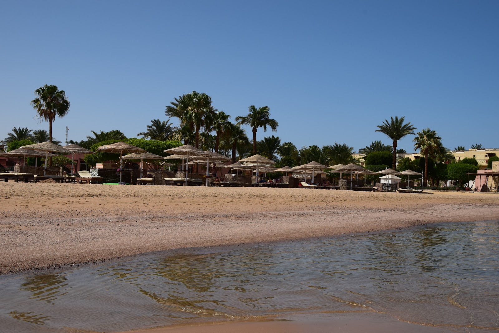 Fotografija Safaga beach z prostorni večplastni zalivi