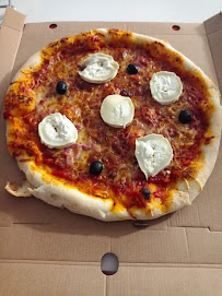 Plats et boissons du Pizzas à emporter Pizz'arrossa à Saint-Martin-d'Arrossa - n°9