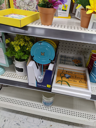 Discount Store «Dollar General», reviews and photos, 9090 Bonita Beach Rd SE, Bonita Springs, FL 34135, USA