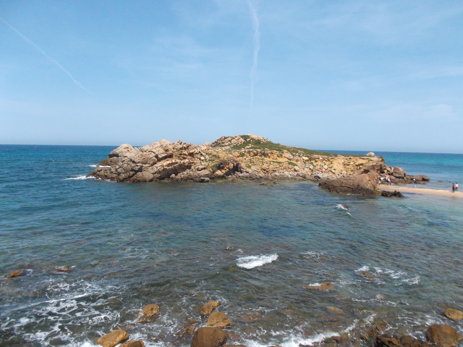 Photo of Plage Sidi el Bechir II with small multi bays