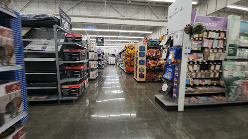 Discount Store «Walmart», reviews and photos, 8745 Branch Ave, Clinton, MD 20735, USA