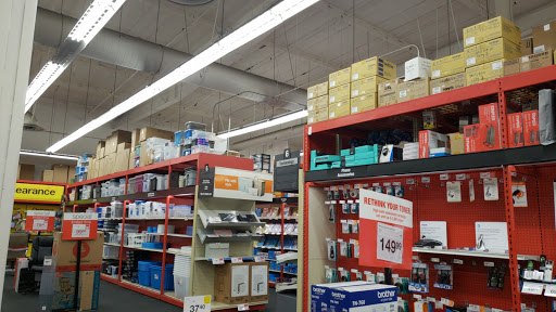 Office Supply Store «Staples», reviews and photos, 1701 S Figueroa St, Los Angeles, CA 90015, USA