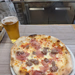 Photo n°1 de l'avis de Denis.u fait le 03/12/2019 à 21:45 sur le  Piccola Piedigrotta à Reggio Emilia