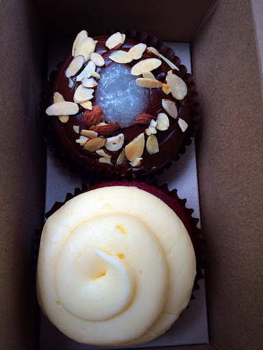 Bakery «Smallcakes Memorial», reviews and photos, 1531 Eldridge Pkwy #130, Houston, TX 77077, USA