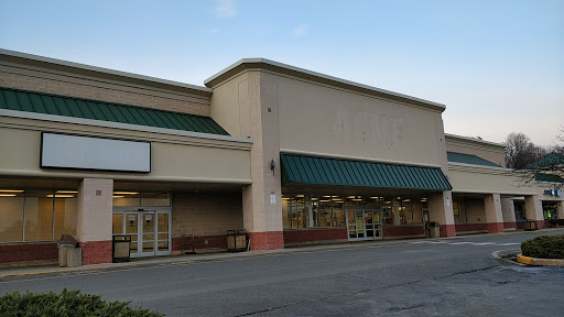 Grocery Store «ACME Markets», reviews and photos, 907 Oak Tree Ave, South Plainfield, NJ 07080, USA