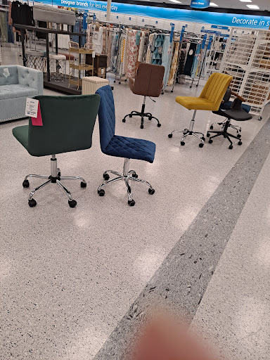 Clothing Store «Ross Dress for Less», reviews and photos, 2415 NW Kings Blvd, Corvallis, OR 97330, USA