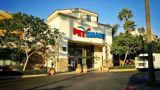 Pet Supply Store «PetSmart», reviews and photos, 730 S Sepulveda Blvd, El Segundo, CA 90245, USA
