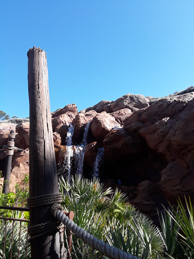 Roller Coaster «Big Thunder Mountain Railroad», reviews and photos, 4600 Frontierland, Orlando, FL 32836, USA