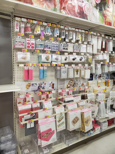 Craft Store «Michaels», reviews and photos, 1206 Bridford Pkwy C, Greensboro, NC 27407, USA