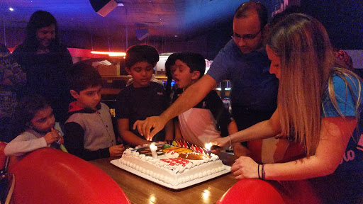 Bowling Alley «Bowlero Wallington», reviews and photos, 299 Paterson Ave, Wallington, NJ 07057, USA