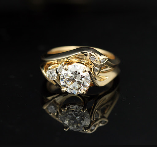 Jewelry Designer «ABRACADABRA Jewelry/Gem Gallery», reviews and photos, 205 E Liberty St, Ann Arbor, MI 48104, USA