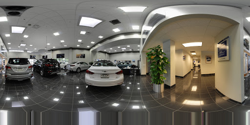 Hyundai Dealer «Knauz Hyundai», reviews and photos, 775 Rockland Rd, Lake Bluff, IL 60044, USA