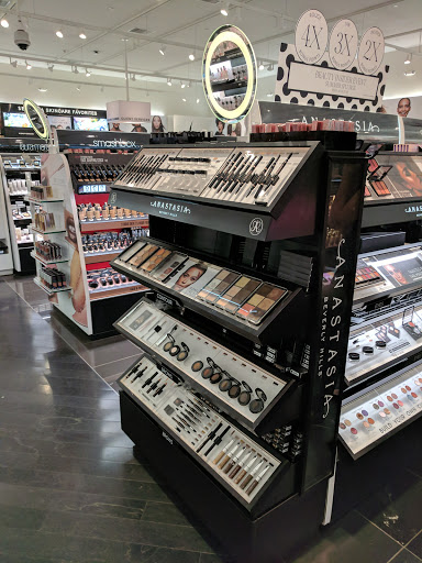 Cosmetics Store «SEPHORA», reviews and photos, 3200 N Sepulveda Blvd, Manhattan Beach, CA 90266, USA