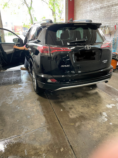 Car Wash «The Perfect Car Wash & Detailing», reviews and photos, 5850 N Northwest Hwy, Chicago, IL 60631, USA