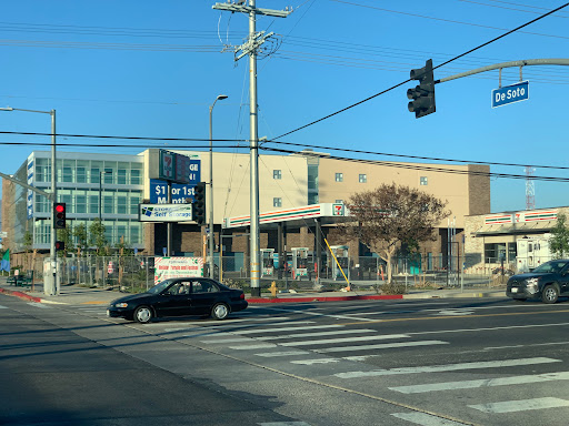 Convenience Store «7-Eleven», reviews and photos, 9850 Mason Ave, Chatsworth, CA 91311, USA
