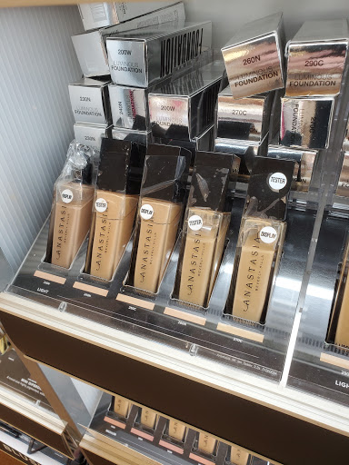 Hair Salon «Ulta Beauty», reviews and photos, 105 West Bridge St, Homestead, PA 15160, USA