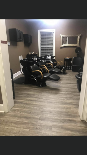 Nail Salon «Profiles Hair Salon», reviews and photos, 1185 Green St SE, Conyers, GA 30012, USA