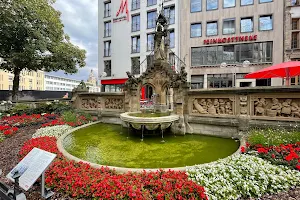 Heinzelmännchenbrunnen, Köln - Edmund Renard image