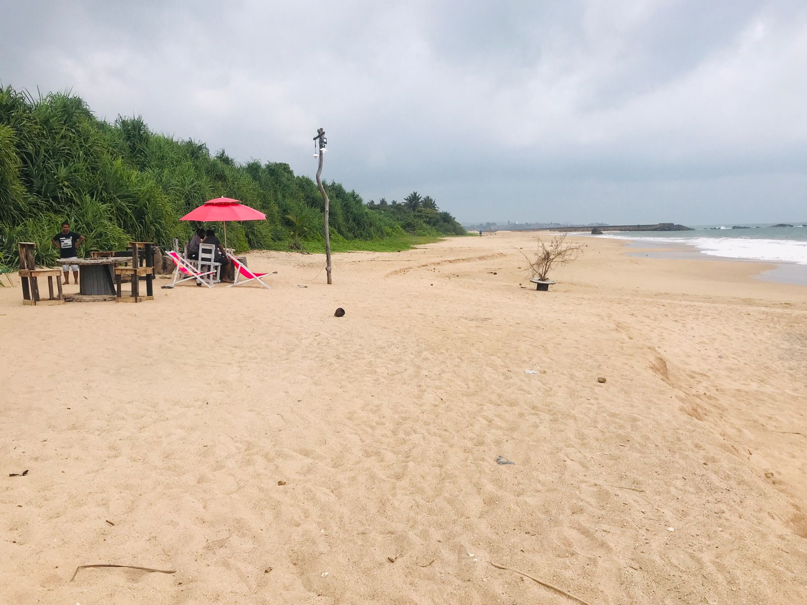 Fotografija Mahamodara Beach z prostorna obala