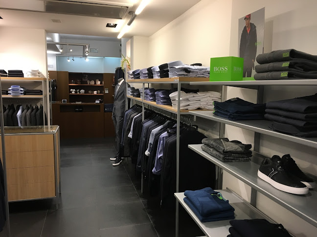 Beoordelingen van BOSS store Leuven in Leuven - Kledingwinkel
